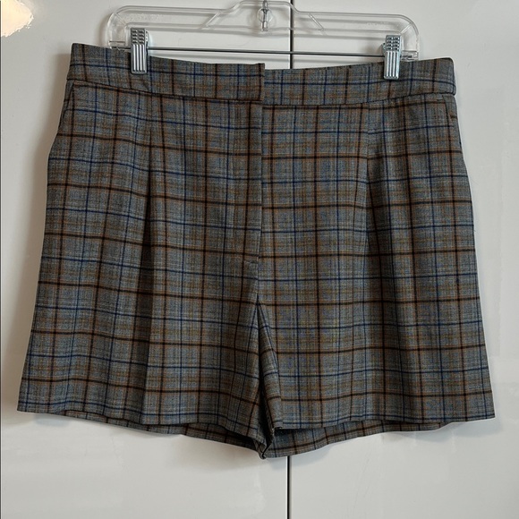 Grey Dressy Plaid Shorts in Gray and Brown, Size 12 - Picture 1 of 7